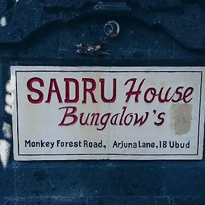 Bed & Breakfast Sadru House