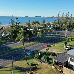 yeppoon-beachhouse.queenslandhotels.net/